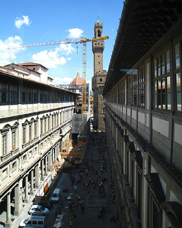 Uffizzi Alley